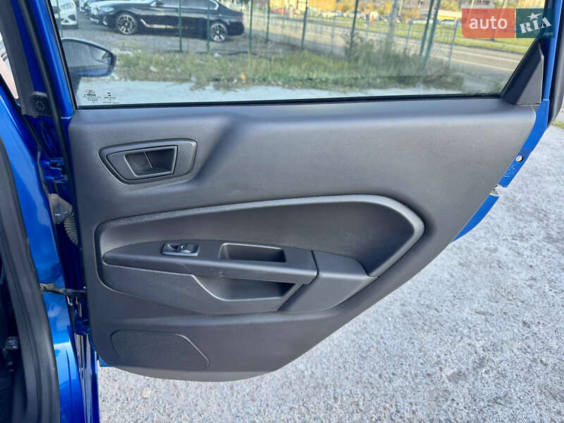 Хэтчбек Ford Fiesta 2018 в Киеве фото 21 Хэтчбек Ford Fiesta 2018 в Киеве