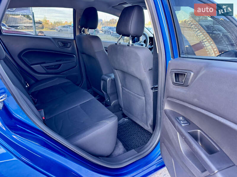 Хэтчбек Ford Fiesta 2018 в Киеве фото 24 Хэтчбек Ford Fiesta 2018 в Киеве