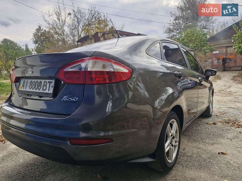 Седан Ford Fiesta 2016 в Києві фото 4 Седан Ford Fiesta 2016 в Києві