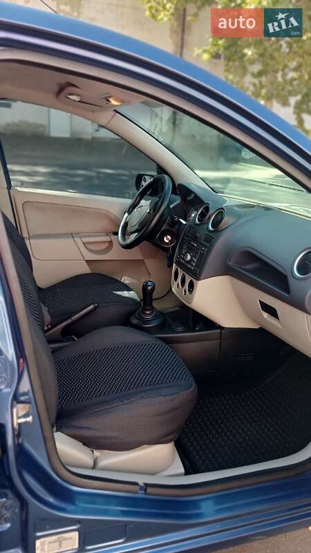 Хетчбек Ford Fiesta 2006 в Одесі фото 6 Хетчбек Ford Fiesta 2006 в Одесі