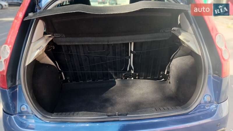 Хетчбек Ford Fiesta 2006 в Одесі фото 13 Хетчбек Ford Fiesta 2006 в Одесі