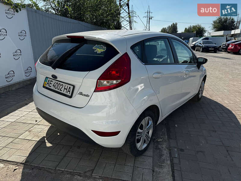 Хэтчбек Ford Fiesta 2011 в Днепре фото 4 Хэтчбек Ford Fiesta 2011 в Днепре