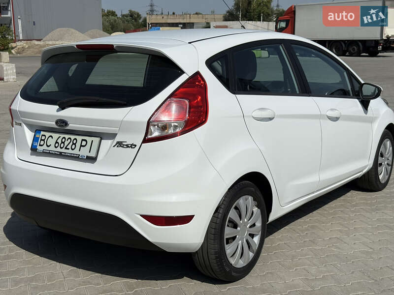 Хэтчбек Ford Fiesta 2016 в Львове фото 13 Хэтчбек Ford Fiesta 2016 в Львове
