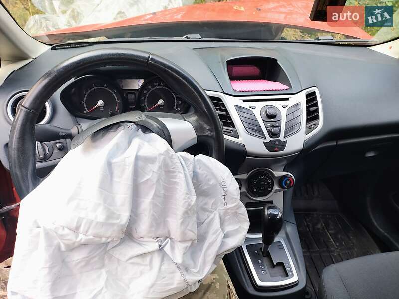 Хетчбек Ford Fiesta 2011 в Києві