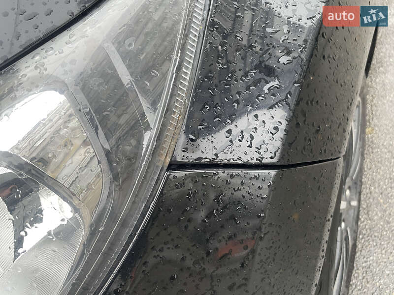 Хетчбек Ford Fiesta 2016 в Києві