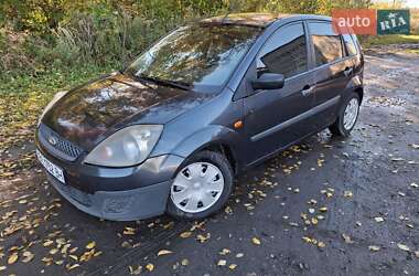 Хэтчбек Ford Fiesta 2007 в Городке