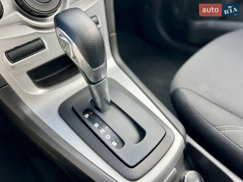 Седан Ford Fiesta 2016 в Києві фото 24 Седан Ford Fiesta 2016 в Києві