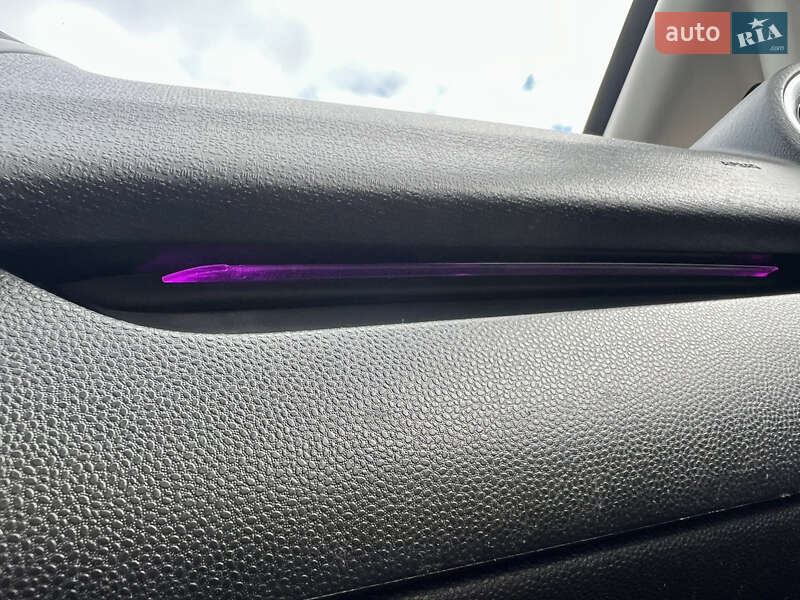 Седан Ford Fiesta 2016 в Києві фото 29 Седан Ford Fiesta 2016 в Києві