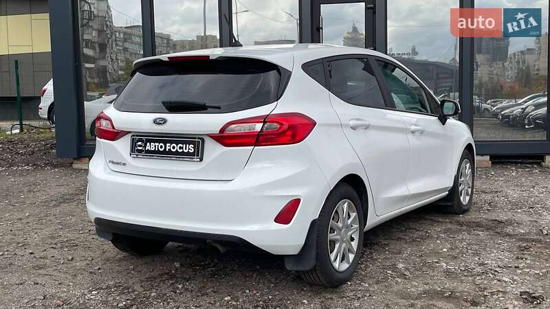 Хэтчбек Ford Fiesta 2018 в Киеве