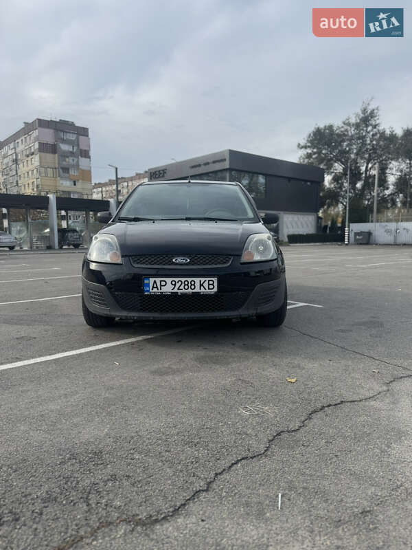 Хетчбек Ford Fiesta 2008 в Дніпрі фото 2 Хетчбек Ford Fiesta 2008 в Дніпрі