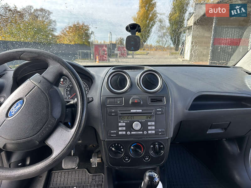 Хэтчбек Ford Fiesta 2007 в Борисполе фото 9 Хэтчбек Ford Fiesta 2007 в Борисполе
