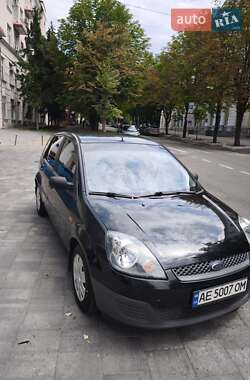 Хетчбек Ford Fiesta 2006 в Дніпрі