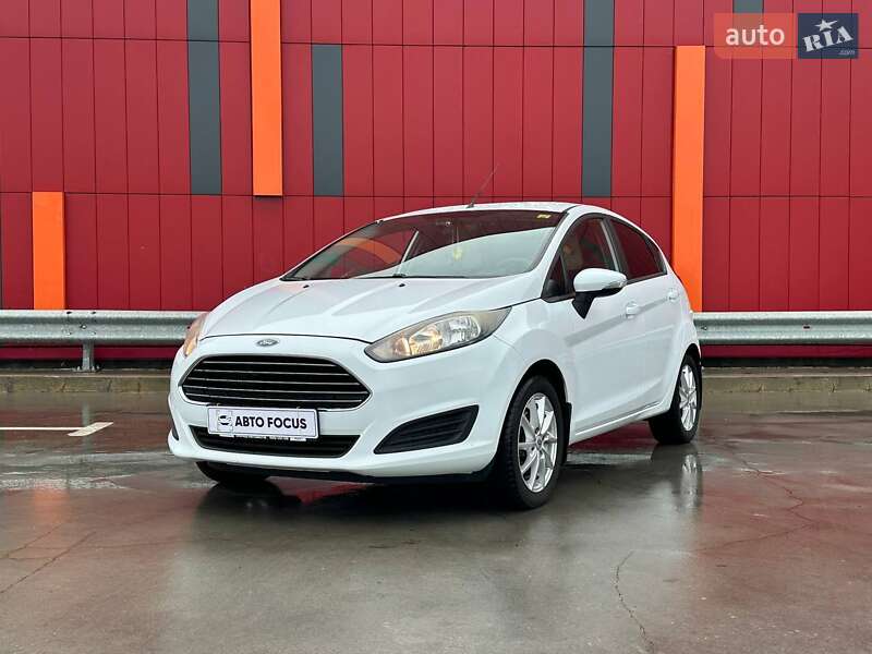 Хэтчбек Ford Fiesta 2015 в Киеве фото 4 Хэтчбек Ford Fiesta 2015 в Киеве