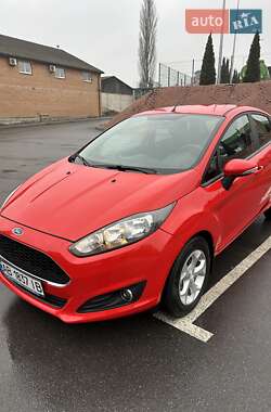 Хэтчбек Ford Fiesta 2016 в Виннице