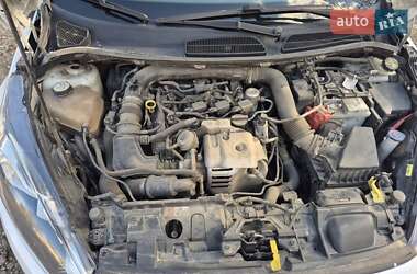 Хэтчбек Ford Fiesta 2013 в Калуше
