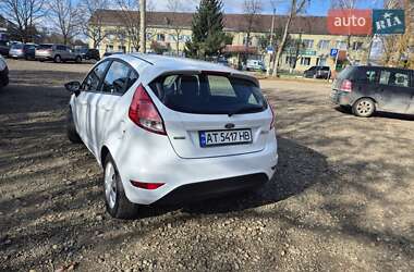 Хэтчбек Ford Fiesta 2013 в Калуше