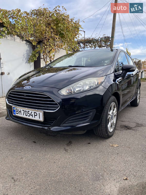 Хэтчбек Ford Fiesta 2016 в Одессе