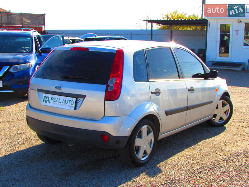 Хэтчбек Ford Fiesta 2008 в Кропивницком фото 3 Хэтчбек Ford Fiesta 2008 в Кропивницком