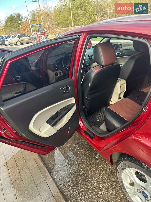 Хетчбек Ford Fiesta 2013 в Харкові