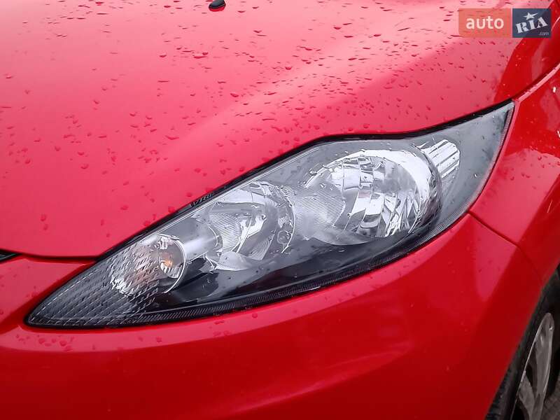 Хэтчбек Ford Fiesta 2012 в Харькове фото 5 Хэтчбек Ford Fiesta 2012 в Харькове