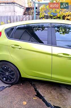 Хетчбек Ford Fiesta 2010 в Первомайську