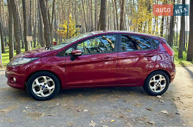 Хетчбек Ford Fiesta 2011 в Києві