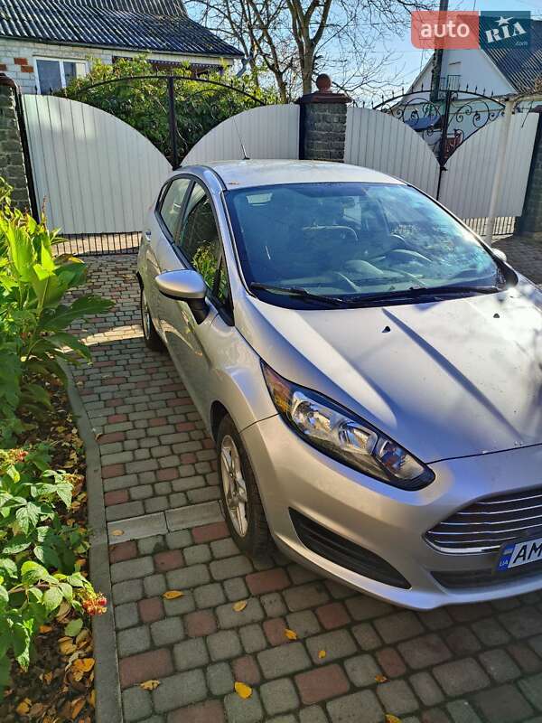 Хетчбек Ford Fiesta 2018 в Житомирі