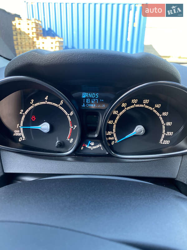 Хэтчбек Ford Fiesta 2016 в Киеве фото 15 Хэтчбек Ford Fiesta 2016 в Киеве