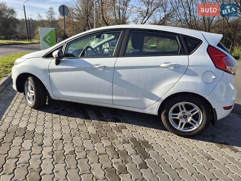 Хэтчбек Ford Fiesta 2014 в Львове фото 5 Хэтчбек Ford Fiesta 2014 в Львове