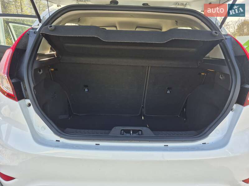 Хэтчбек Ford Fiesta 2014 в Львове фото 19 Хэтчбек Ford Fiesta 2014 в Львове