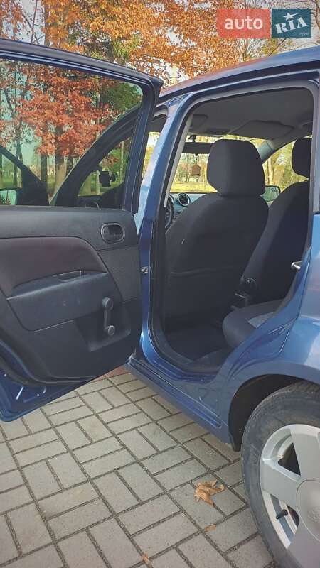 Хетчбек Ford Fiesta 2006 в Судовій Вишні фото 13 Хетчбек Ford Fiesta 2006 в Судовій Вишні