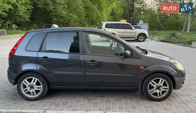 Хэтчбек Ford Fiesta 2007 в Киеве фото 4 Хэтчбек Ford Fiesta 2007 в Киеве