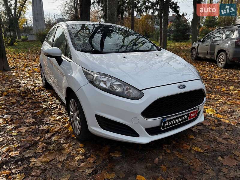 Хэтчбек Ford Fiesta 2017 в Киеве фото 3 Хэтчбек Ford Fiesta 2017 в Киеве