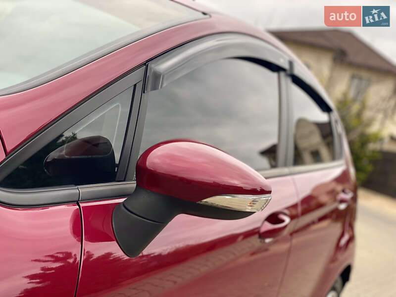 Хэтчбек Ford Fiesta 2011 в Одессе фото 29 Хэтчбек Ford Fiesta 2011 в Одессе