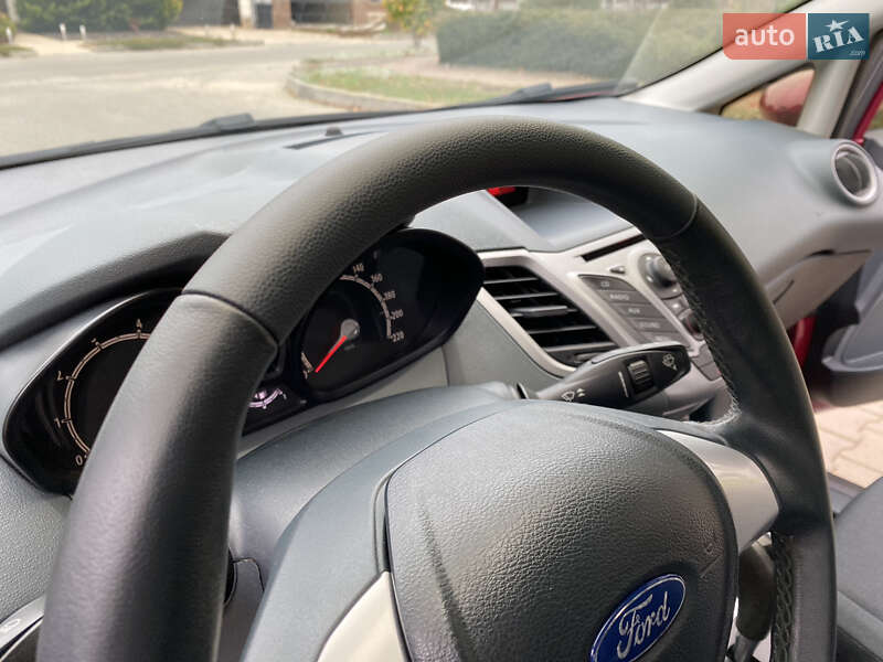 Хэтчбек Ford Fiesta 2011 в Одессе фото 56 Хэтчбек Ford Fiesta 2011 в Одессе