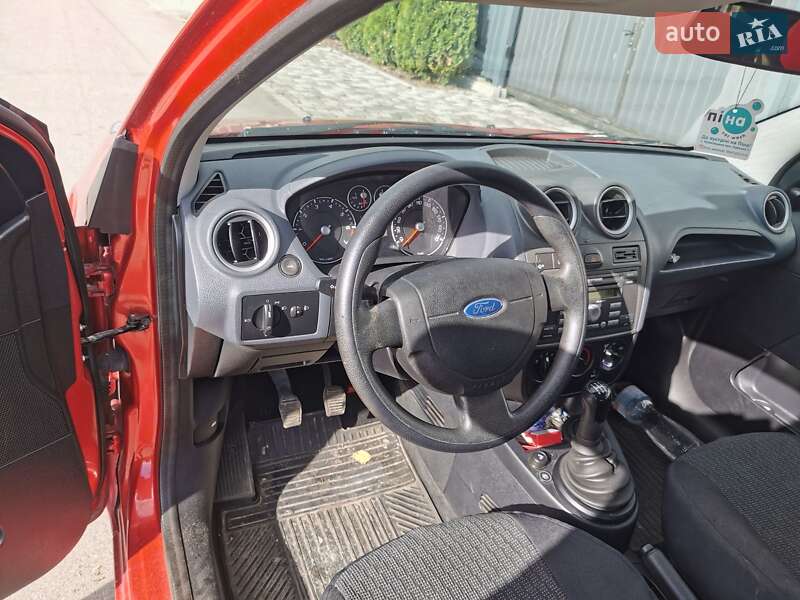 Хэтчбек Ford Fiesta 2008 в Киеве фото 8 Хэтчбек Ford Fiesta 2008 в Киеве
