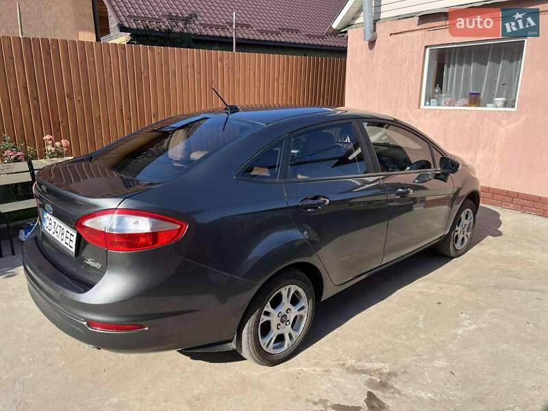 Седан Ford Fiesta 2015 в Прилуках фото 5 Седан Ford Fiesta 2015 в Прилуках