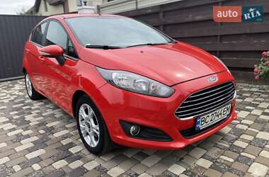 Хетчбек Ford Fiesta 2015 в Києві