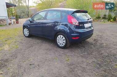 Хэтчбек Ford Fiesta 2014 в Львове
