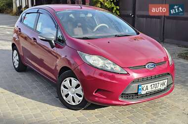 Хэтчбек Ford Fiesta 2010 в Киеве