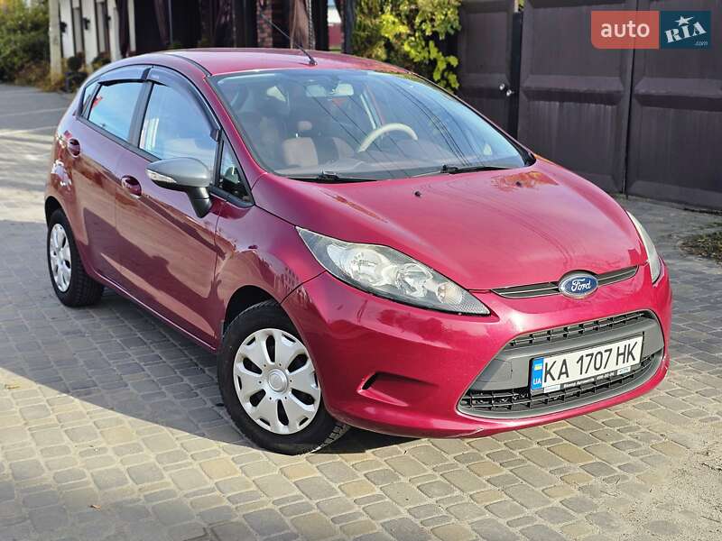 Хетчбек Ford Fiesta 2010 в Києві фото Хетчбек Ford Fiesta 2010 в Києві