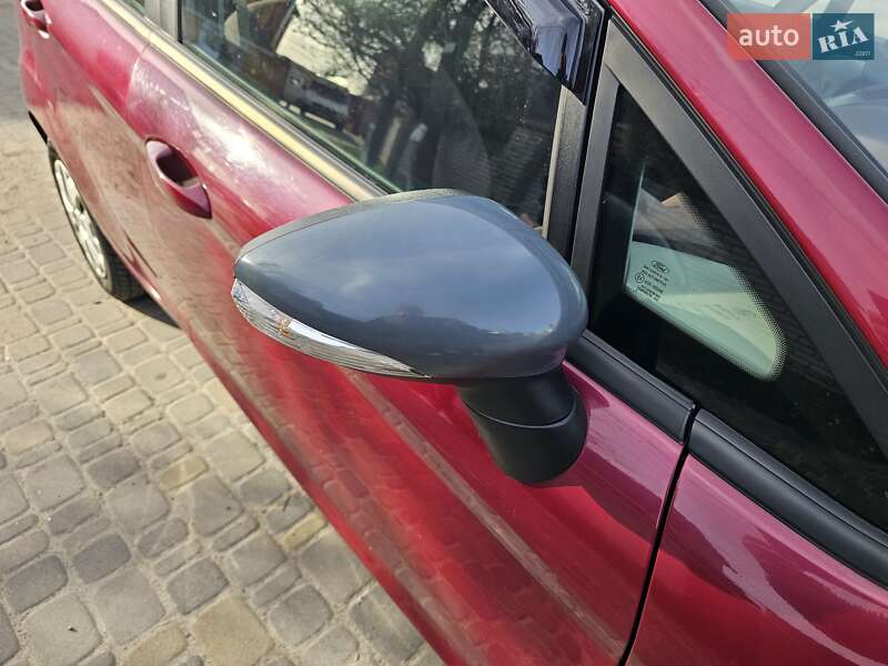 Хетчбек Ford Fiesta 2010 в Києві фото 24 Хетчбек Ford Fiesta 2010 в Києві