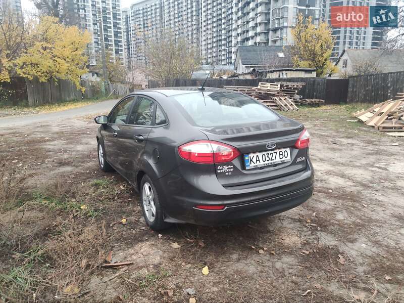 Седан Ford Fiesta 2018 в Киеве фото 7 Седан Ford Fiesta 2018 в Киеве