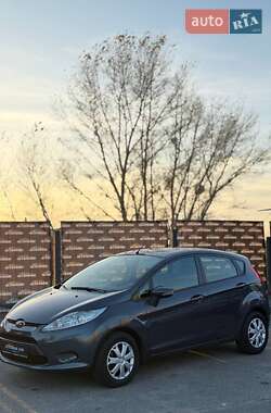 Хэтчбек Ford Fiesta 2011 в Киеве