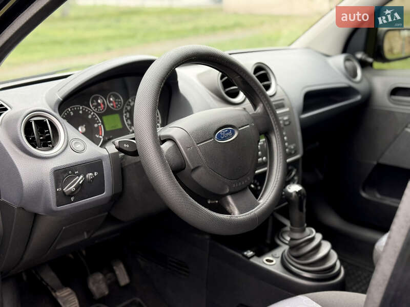 Хэтчбек Ford Fiesta 2008 в Киеве фото 13 Хэтчбек Ford Fiesta 2008 в Киеве