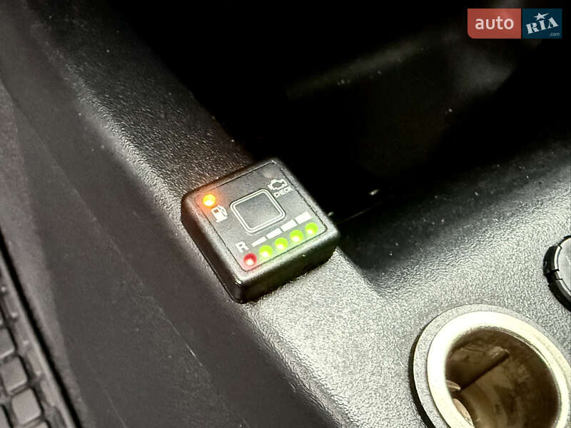 Хэтчбек Ford Fiesta 2008 в Киеве фото 18 Хэтчбек Ford Fiesta 2008 в Киеве