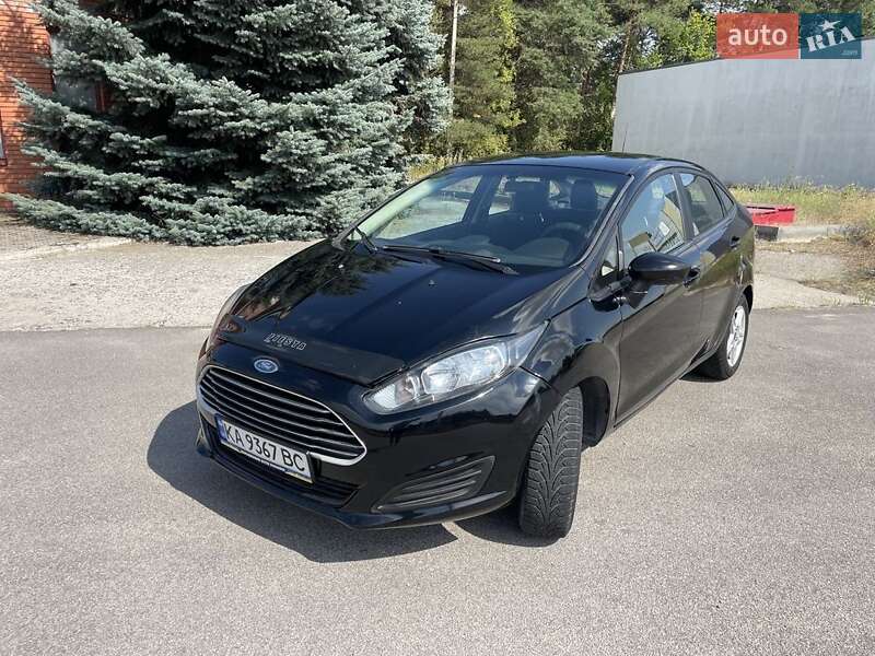 Седан Ford Fiesta 2018 в Днепре