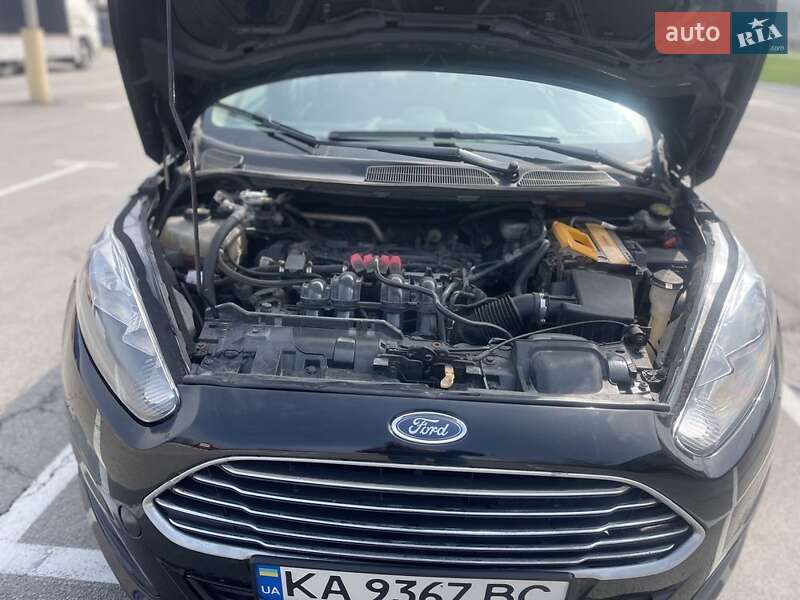 Седан Ford Fiesta 2018 в Днепре