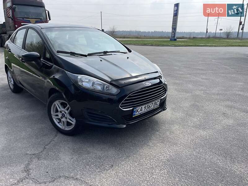 Седан Ford Fiesta 2018 в Днепре