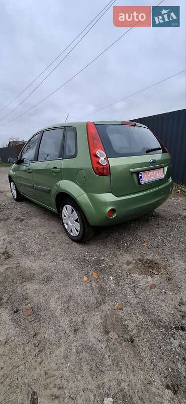 Хетчбек Ford Fiesta 2008 в Полтаві